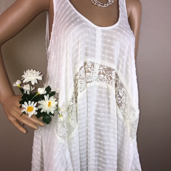 Olivaceous Eyelet Dot Lace Trapeze Tent Dress - Picture 4 of 8